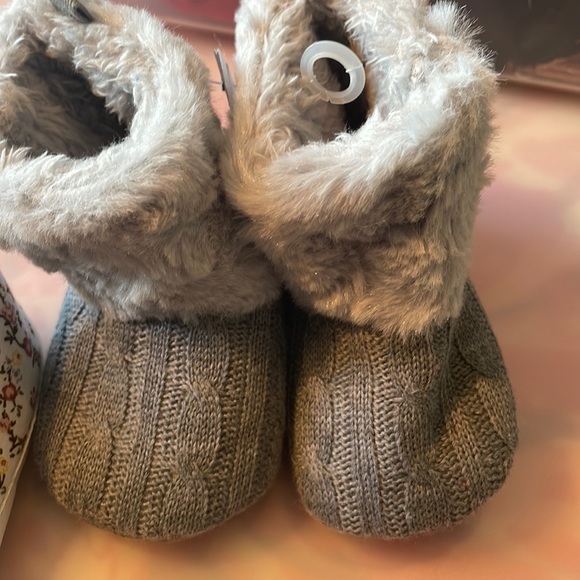 NWOT Baby Toddler Girls Shoes 2 pair - Picture 3 of 6